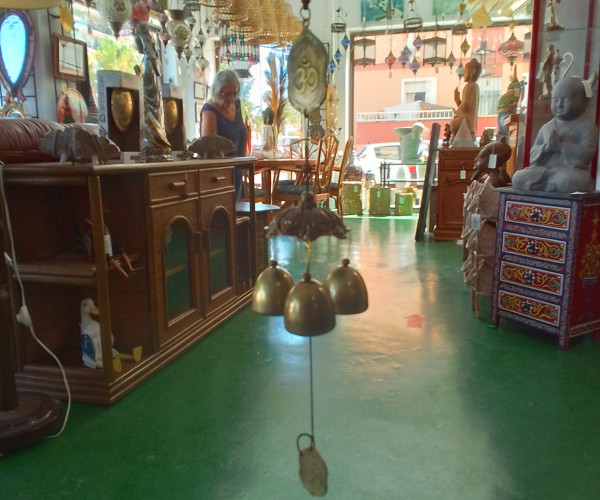 Movil  x 3 campanas+figura-1