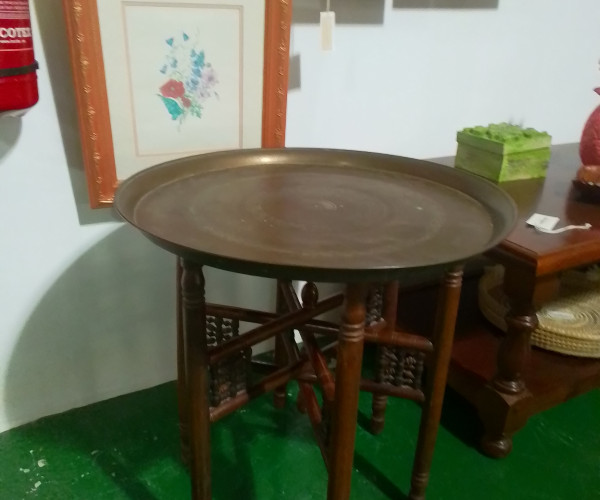 Mesa arabe-1