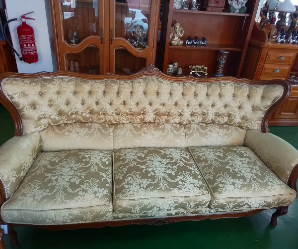 Sofa-1